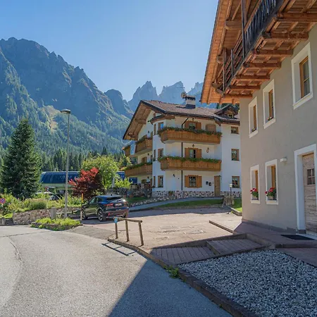 Apartment Alpine Heart Falcade