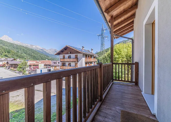 アパート Alpine Heart ファルカーデ